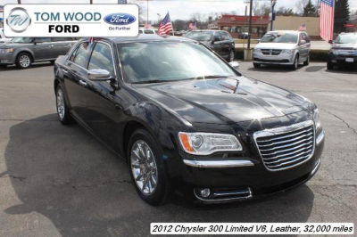 2012 Chrysler 300  Limited