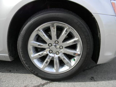 2012 Chrysler 300  Limited