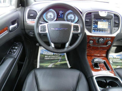 2012 Chrysler 300  Limited