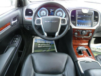 2012 Chrysler 300  Limited