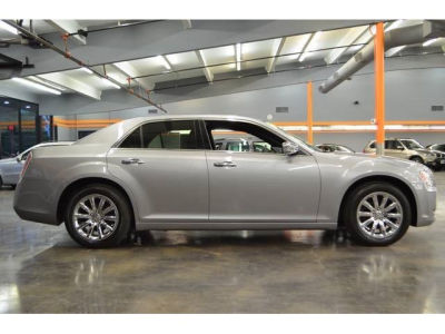 2011 Chrysler 300  Limited
