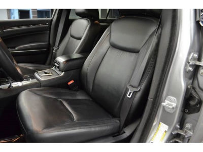 2011 Chrysler 300  Limited