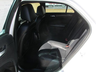 2012 Chrysler 300  Limited