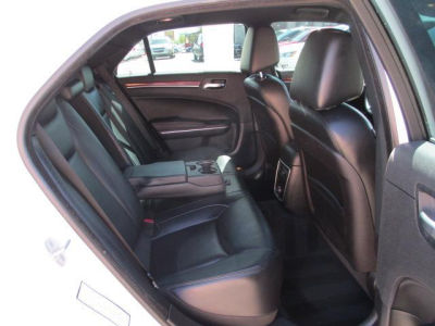2012 Chrysler 300  Limited