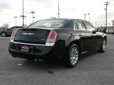 2012 Chrysler 300  Limited