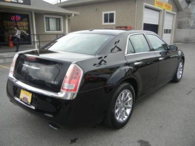 2012 Chrysler 300  Limited
