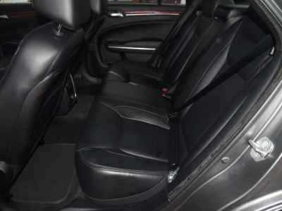 2012 Chrysler 300  Limited