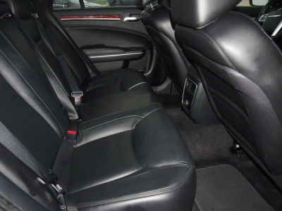 2012 Chrysler 300  Limited