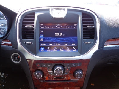 2012 Chrysler 300  Limited