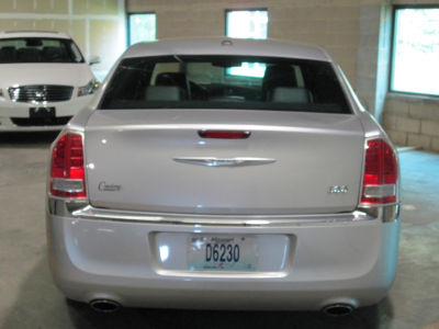 2012 Chrysler 300  Limited