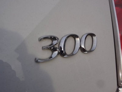 2012 Chrysler 300  Limited
