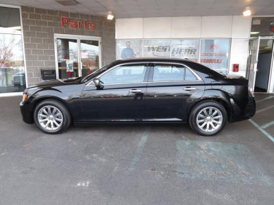 2012 Chrysler 300  Limited