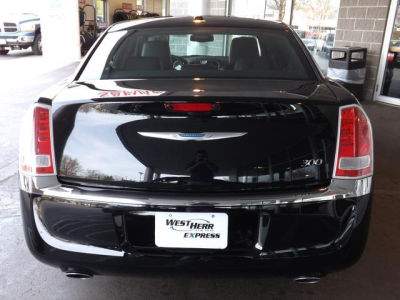 2012 Chrysler 300  Limited