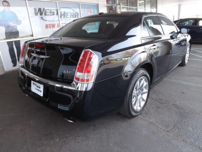 2012 Chrysler 300  Limited