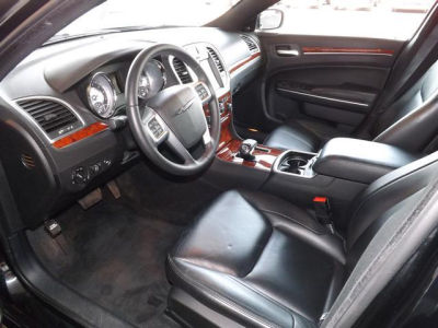 2012 Chrysler 300  Limited
