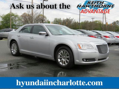 2012 Chrysler 300  Limited