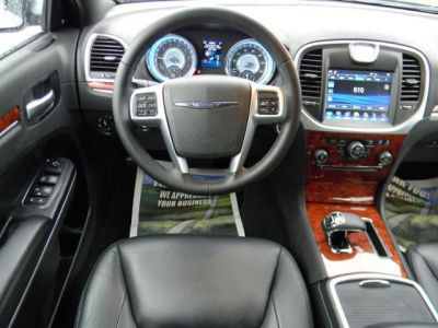 2012 Chrysler 300  Limited
