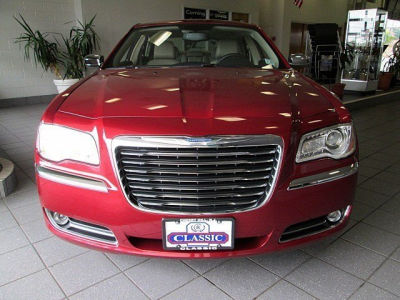 2012 Chrysler 300  Limited