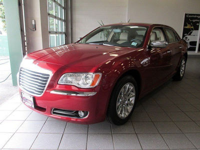 2012 Chrysler 300  Limited