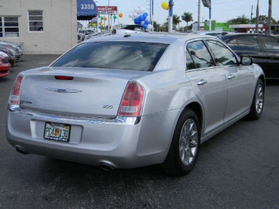 2012 Chrysler 300  Limited