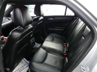 2012 Chrysler 300  Limited