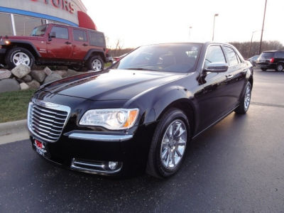 2012 Chrysler 300  Limited