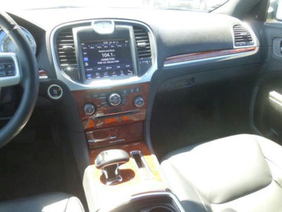 2012 Chrysler 300  Limited