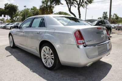 2012 Chrysler 300  Limited