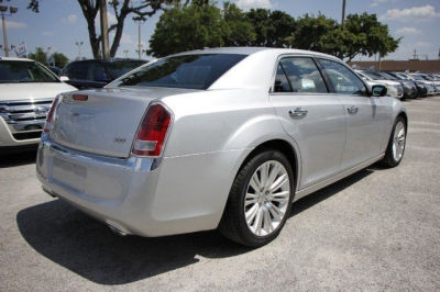 2012 Chrysler 300  Limited
