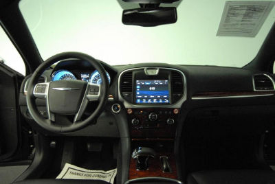 2012 Chrysler 300  Limited