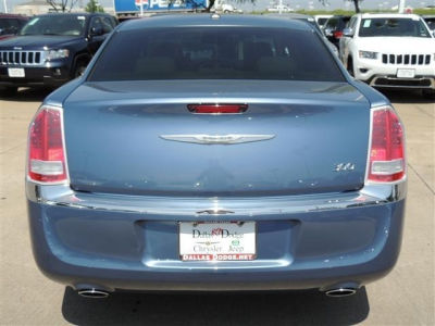 2011 Chrysler 300  Limited