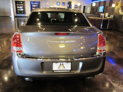 2012 Chrysler 300  Limited