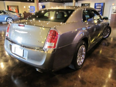 2012 Chrysler 300  Limited