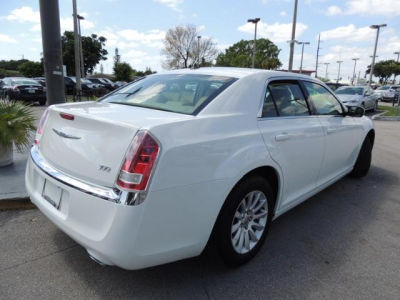 2013 Chrysler 300  Base