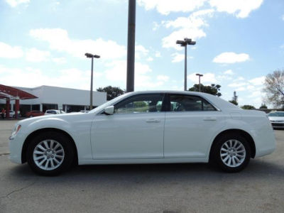 2013 Chrysler 300  Base