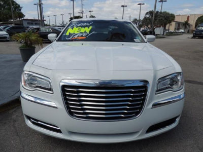 2013 Chrysler 300  Base