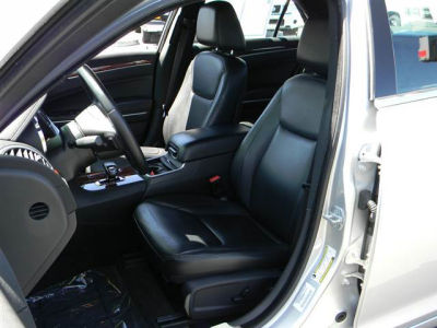 2012 Chrysler 300  Limited