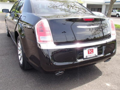 2011 Chrysler 300  Limited