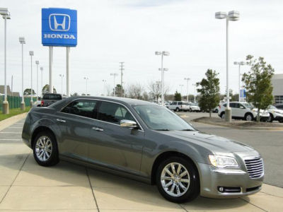 2012 Chrysler 300  Limited