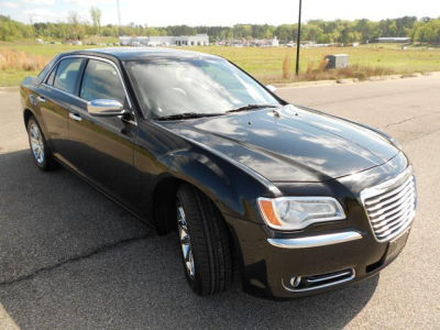2012 Chrysler 300  Limited