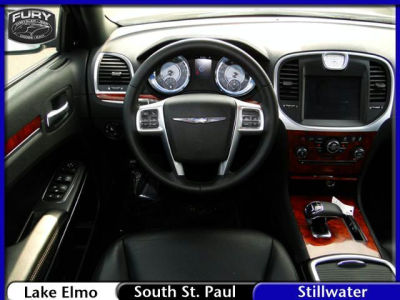 2012 Chrysler 300  Limited