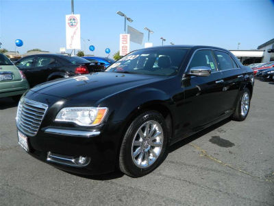 2012 Chrysler 300  Limited