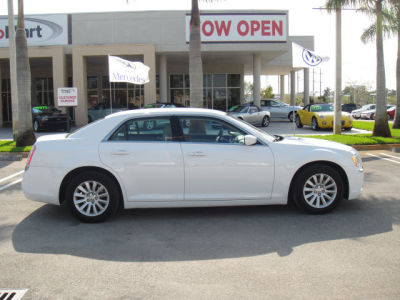 2013 Chrysler 300  Base