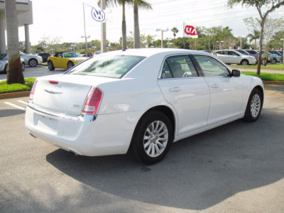 2013 Chrysler 300  Base