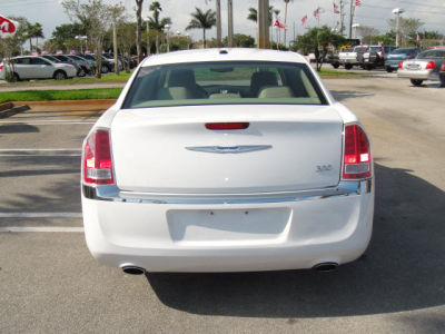2013 Chrysler 300  Base