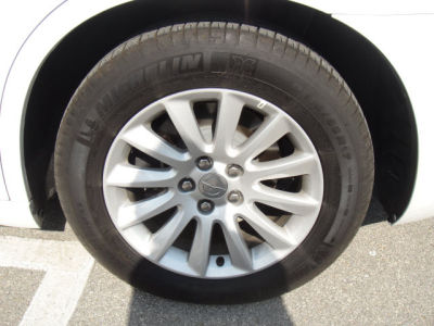 2013 Chrysler 300  Base