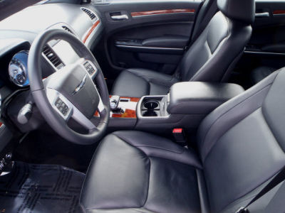 2012 Chrysler 300  Limited