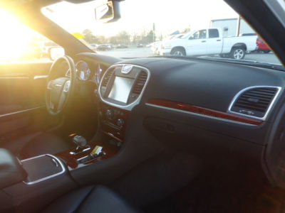 2012 Chrysler 300  Limited