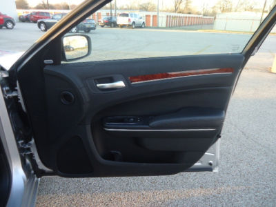 2012 Chrysler 300  Limited