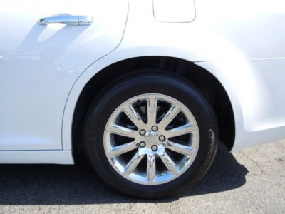 2012 Chrysler 300  Limited